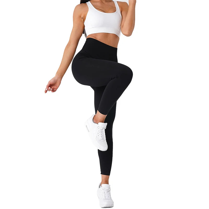 Upgrade Your Workout: Seamless Leggings with High Waist & Compressive Band